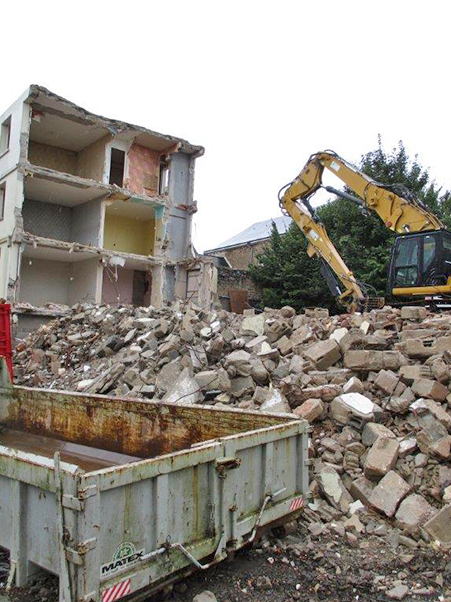 Déconstruction Ernée par Mayenne Habitat - aout 2017 - 04