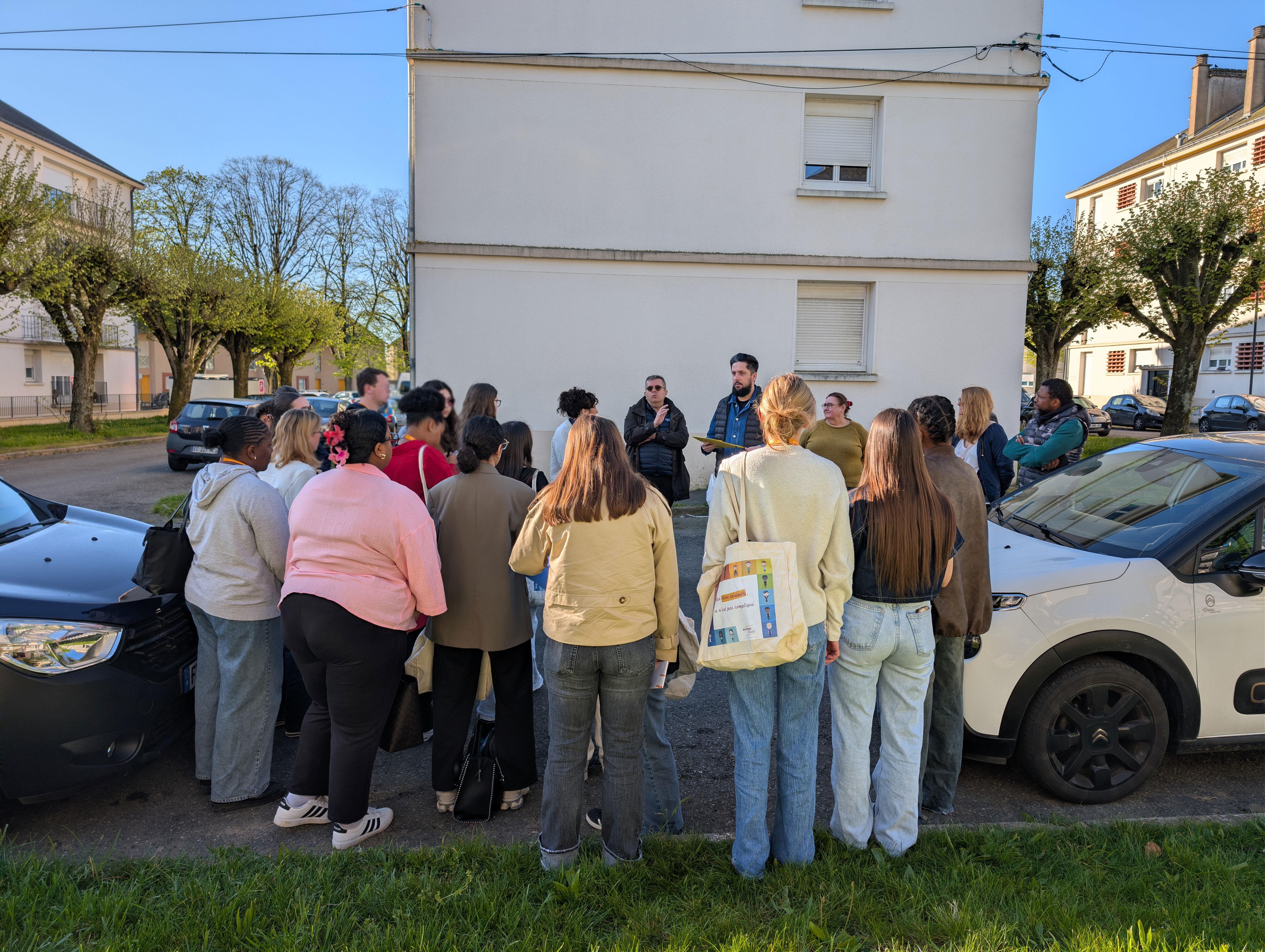 Floutée---PXL_20260407_073850803.RAW-01