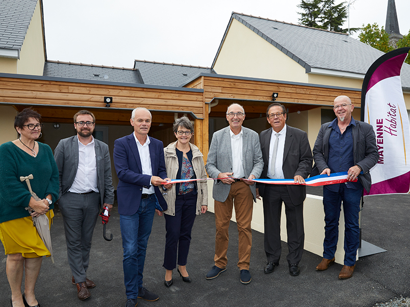 Inauguration maisons Mayenne Habitat St Georges Buttavent