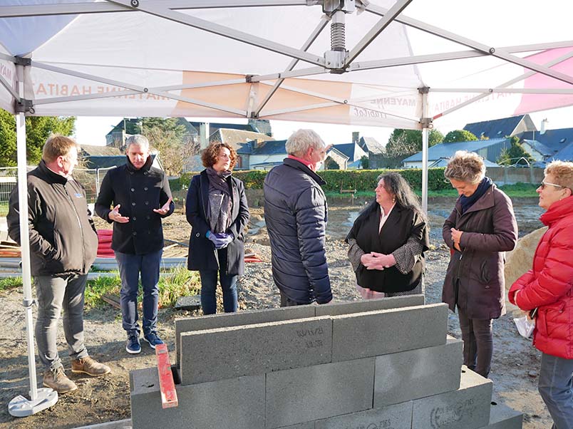 Pose première pierre Le Ribay 11.2021