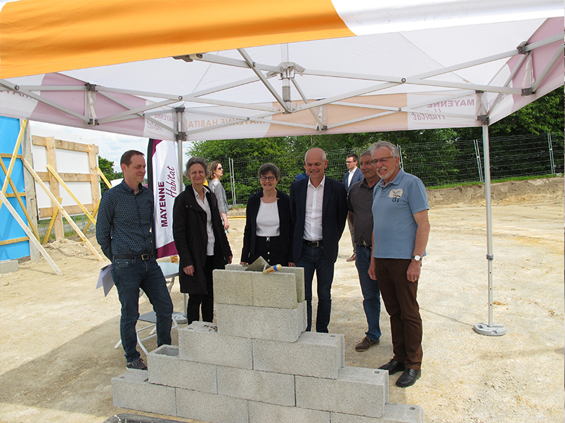 Pose de première pierre à Jublains mercredi 22 mai 2019